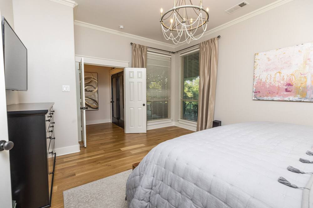 Photo of Bedroom in Lantana