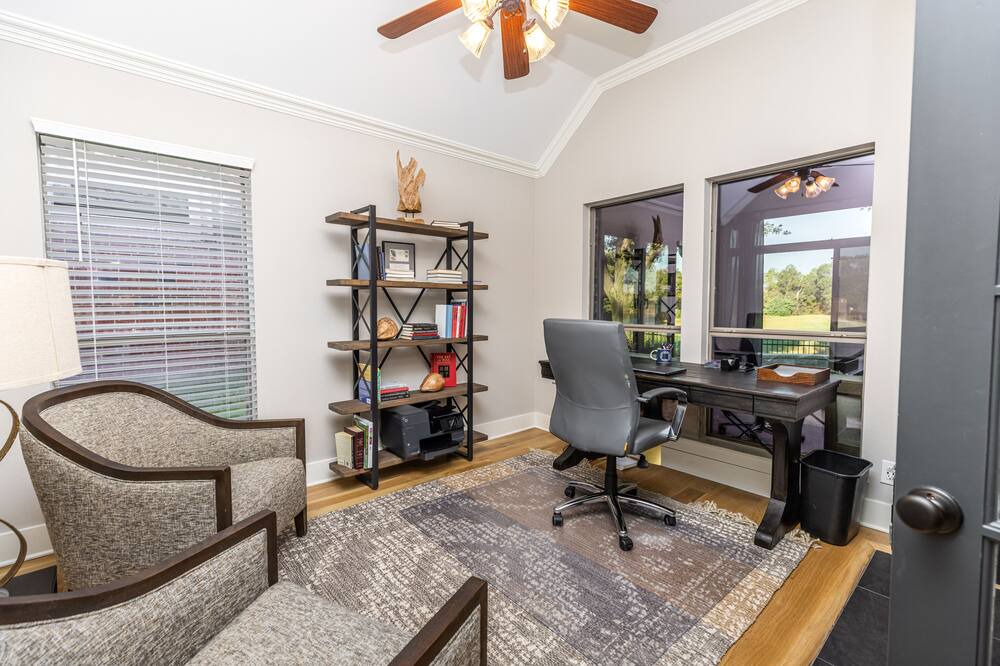 Photo of Bedroom in Lantana