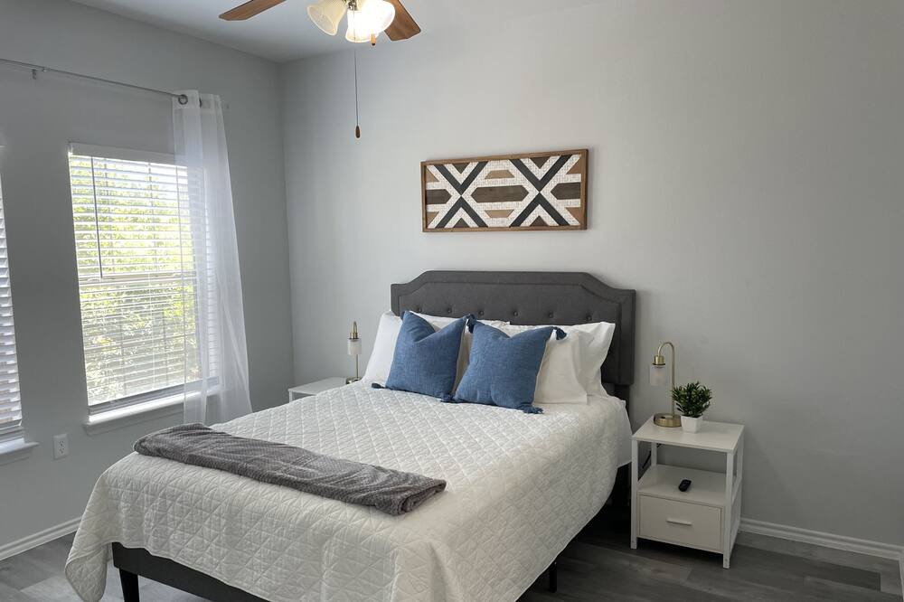 Photo of Bedroom in Schertz
