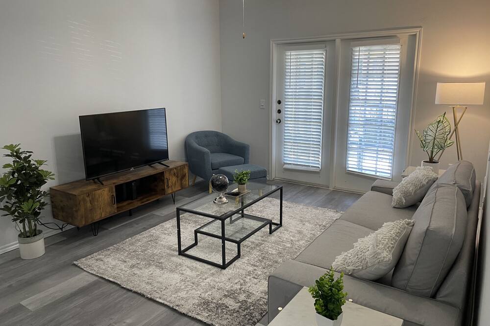 Photo of Livingroom in Schertz