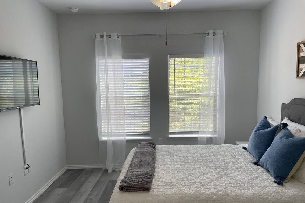 Photo of Bedroom in Schertz