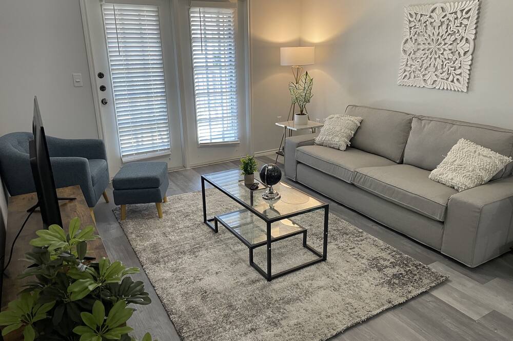 Photo of Livingroom in Schertz