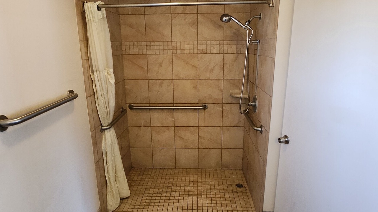 Photo of Bathroom in La Riviera