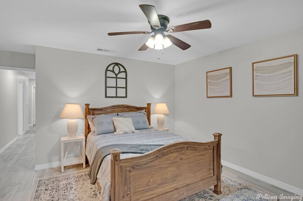 Photo of Bedroom in Shreveport