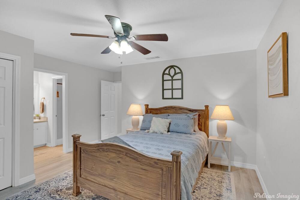 Photo of Bedroom in Shreveport
