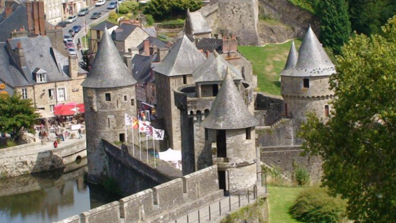 Photo of Others in Javron les Chapelles