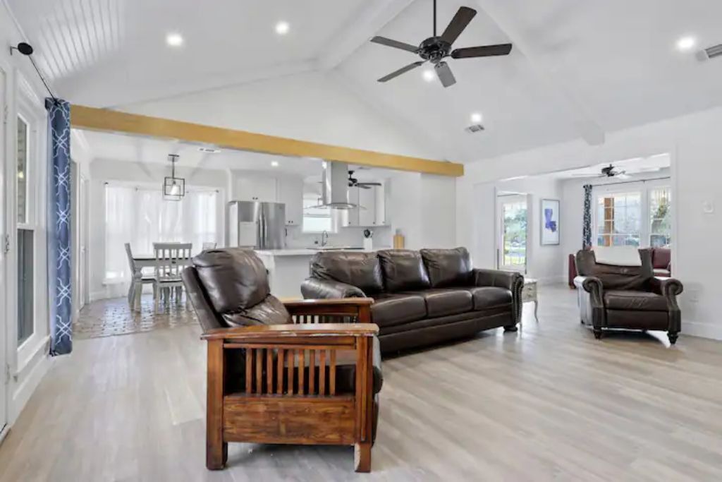 Photo of Livingroom in Shenandoah