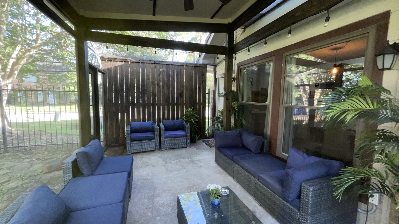 Photo of Patio Balcony in Baytown