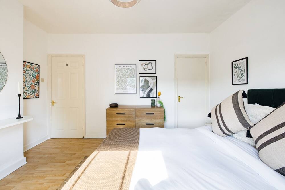 Photo of Bedroom in Earley