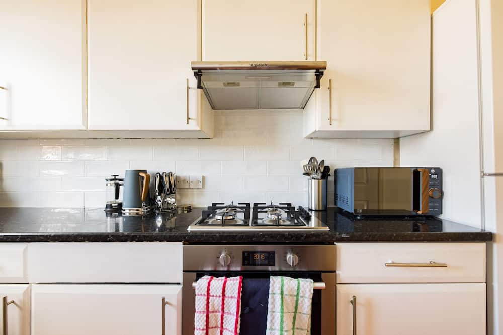 Photo of Kitchen in Earley