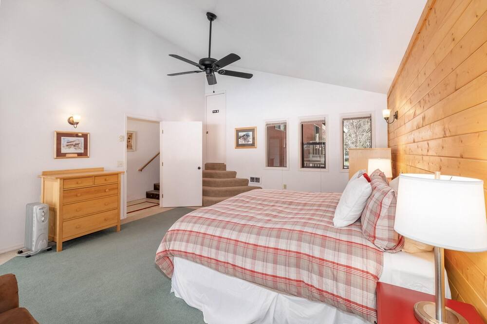 Photo of Others in Leavenworth