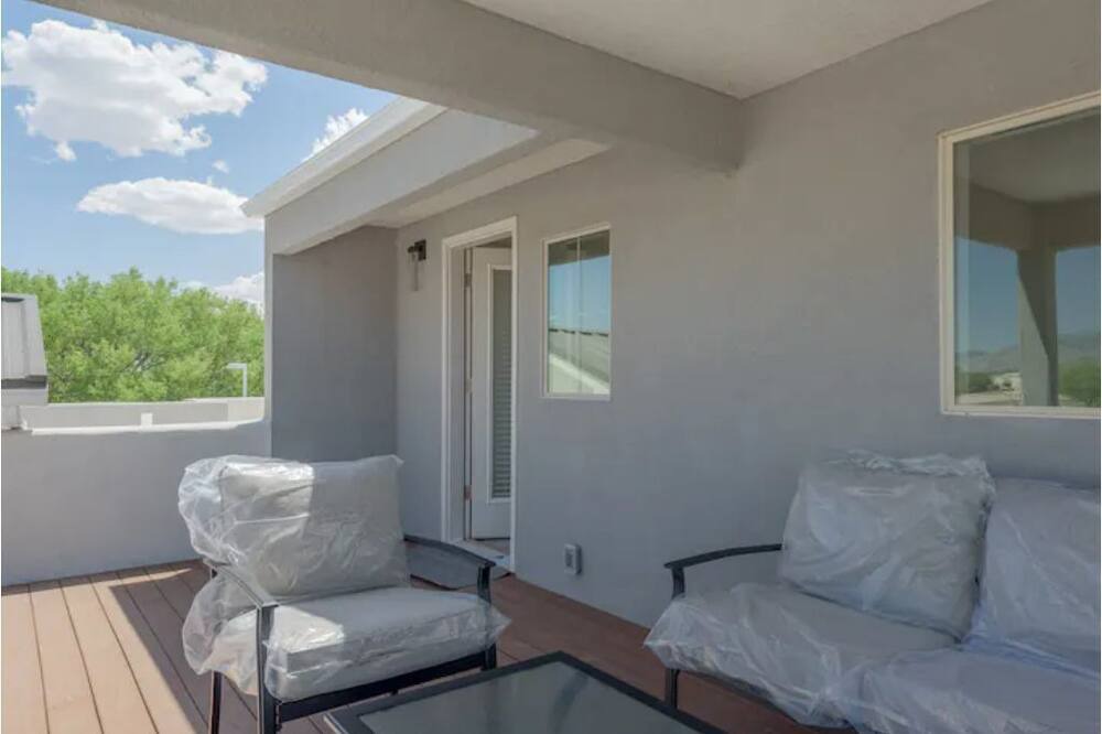 Photo of Patio Balcony in Alamedan Valley
