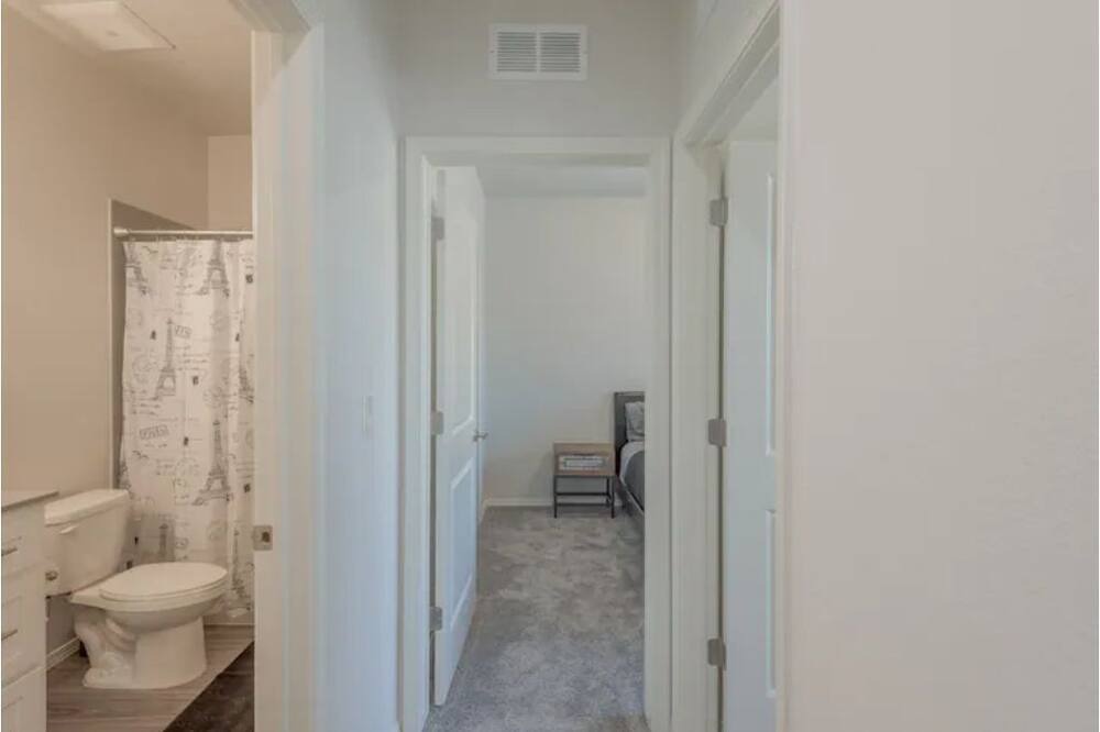 Photo of Bedroom in Alamedan Valley