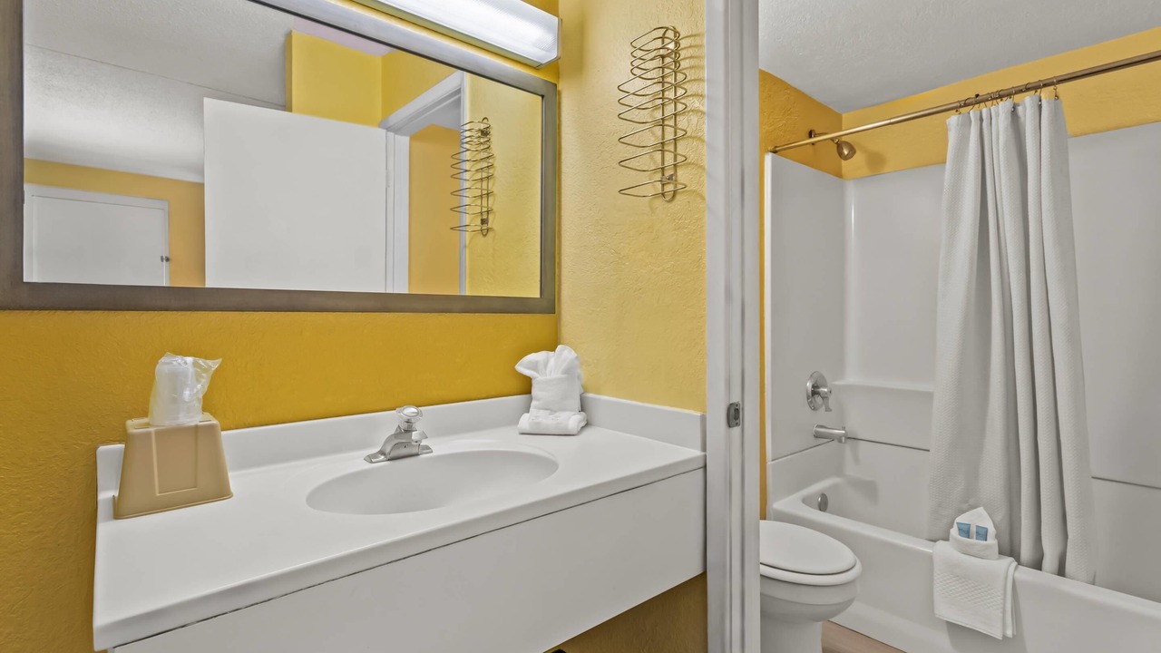 Photo of Bedroom in Northwest Heights