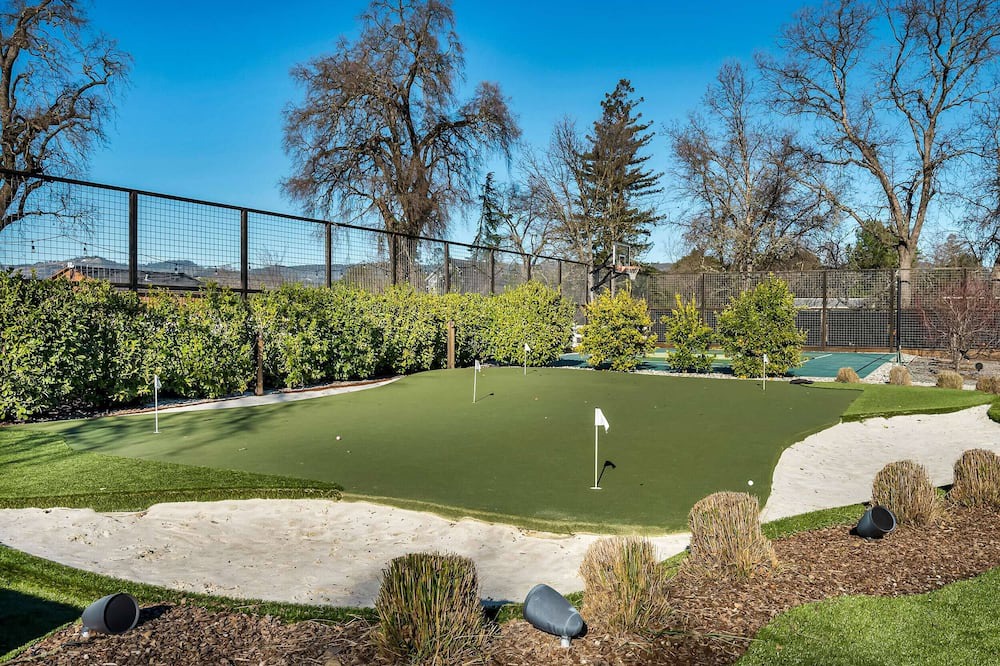 Photo of Others in St. Helena