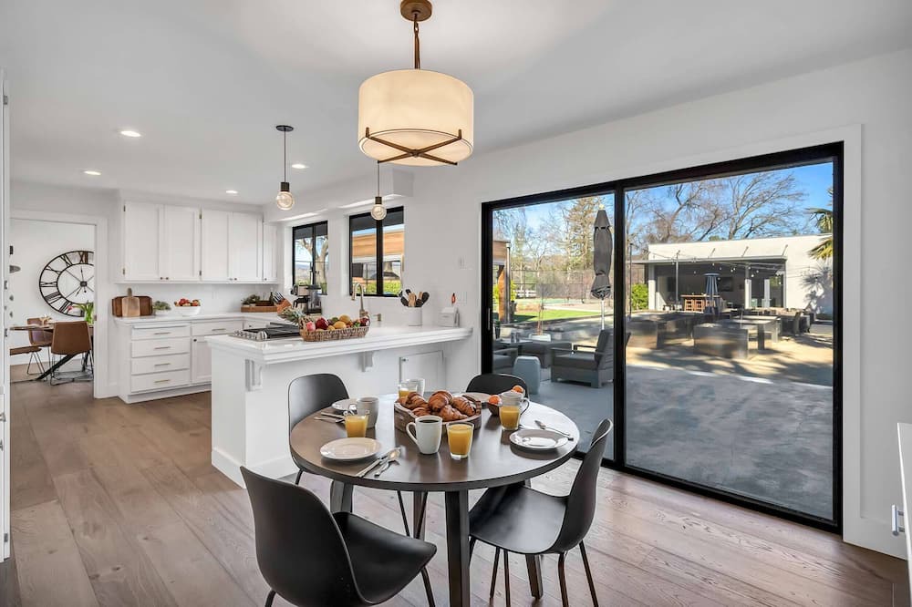 Photo of Others in St. Helena