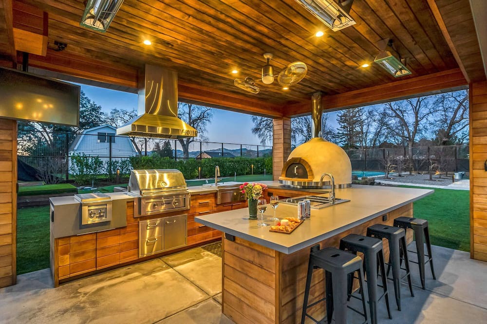 Photo of Others in St. Helena