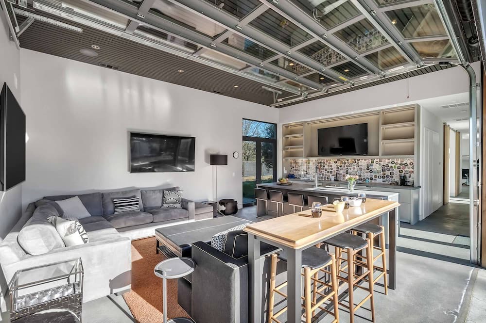 Photo of Kitchen in St. Helena