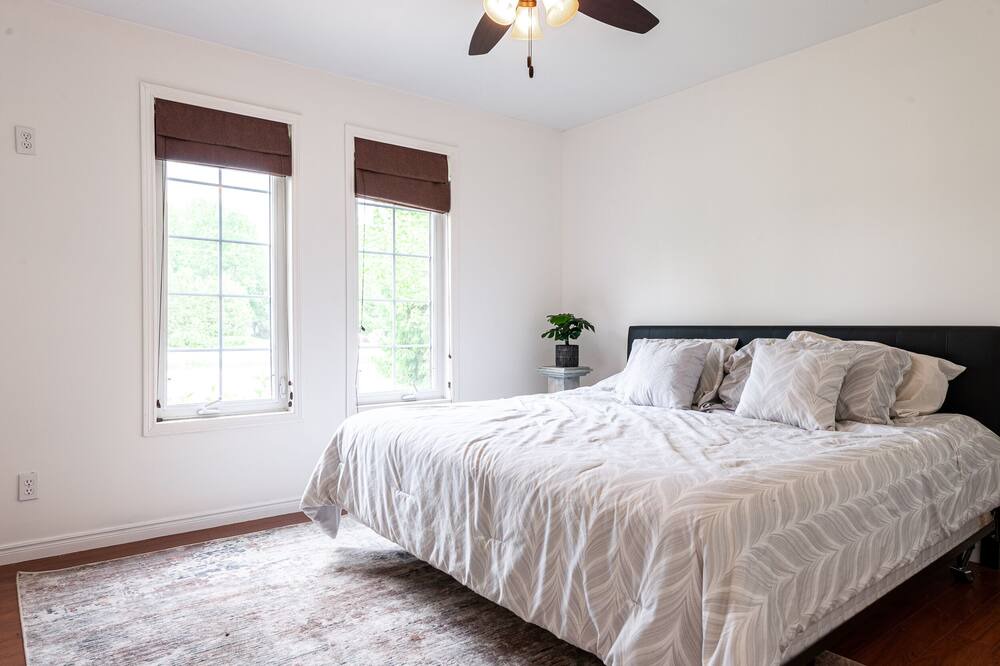 Photo of Bedroom in Central Huron