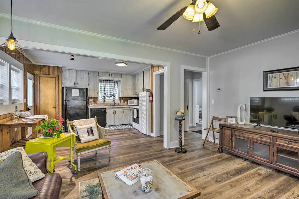 Photo of Livingroom in Starkville