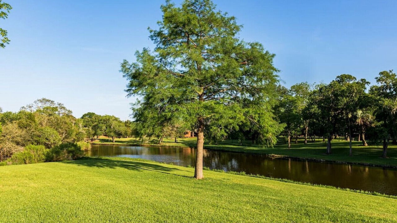 Photo of Outdoor in Hitchcock