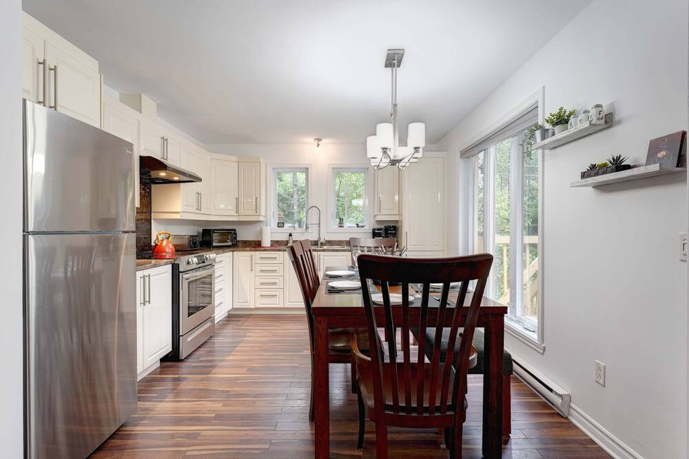 Photo of Kitchen in Lac-Swell