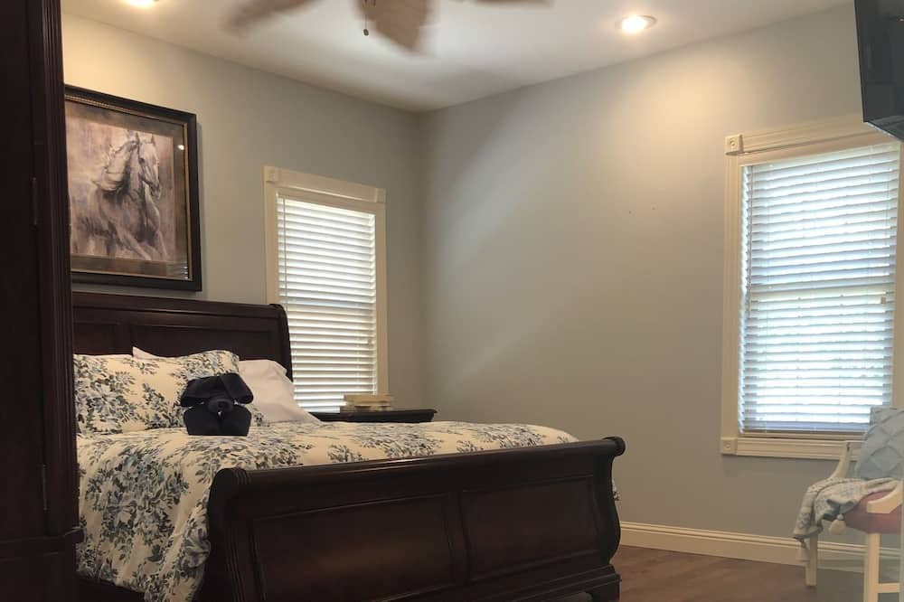 Photo of Bedroom in Jackson