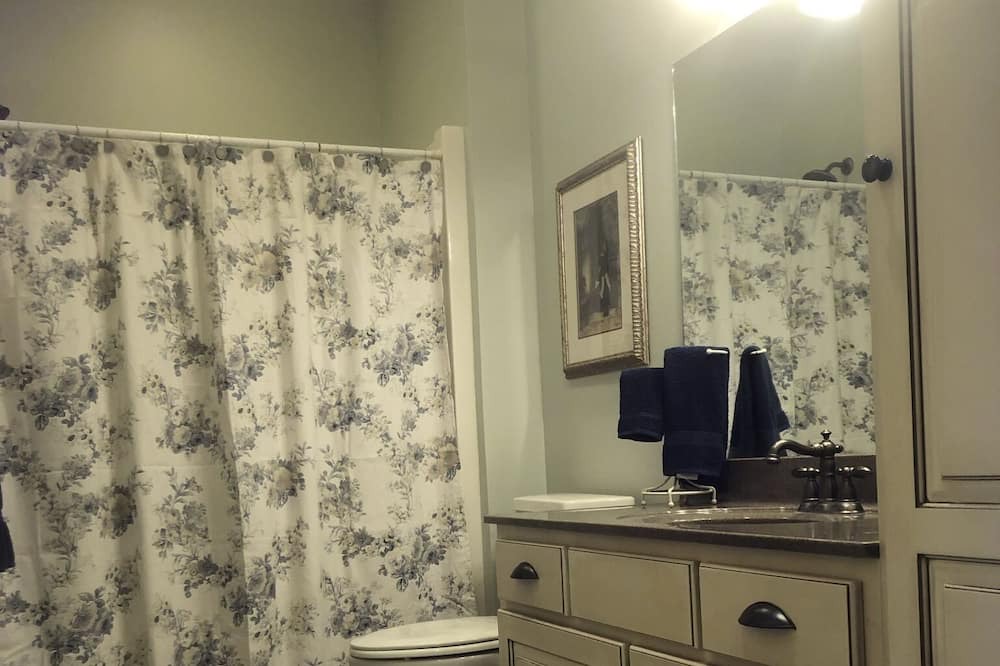 Photo of Bathroom in Jackson