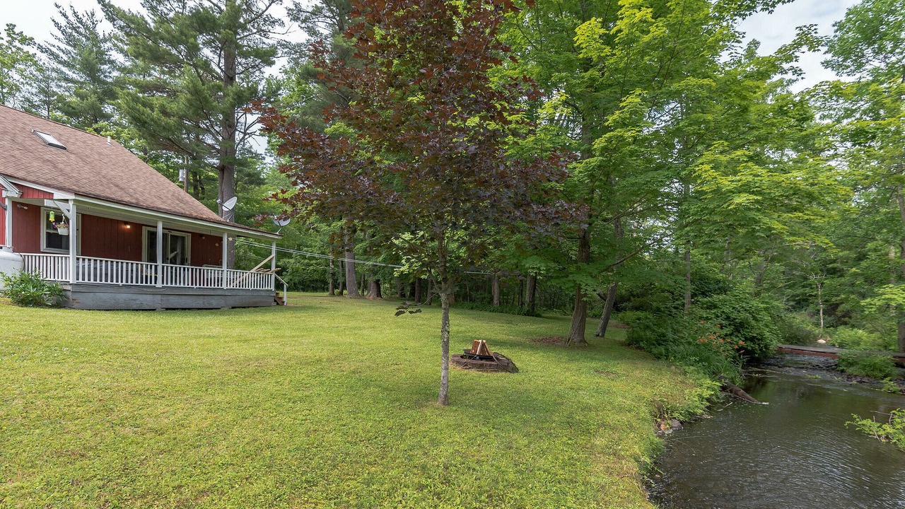 Photo of Others in Bennington