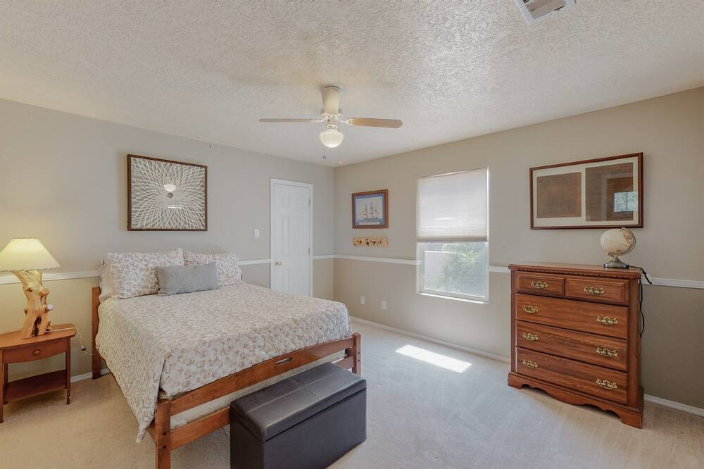 Photo of Bedroom in Rio Rancho