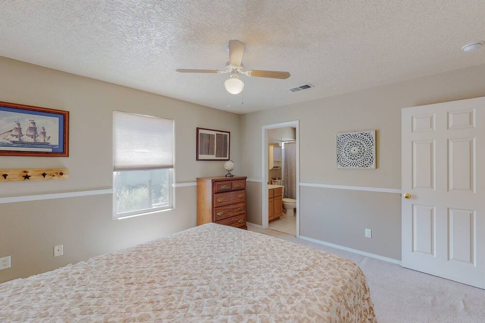 Photo of Bedroom in Rio Rancho