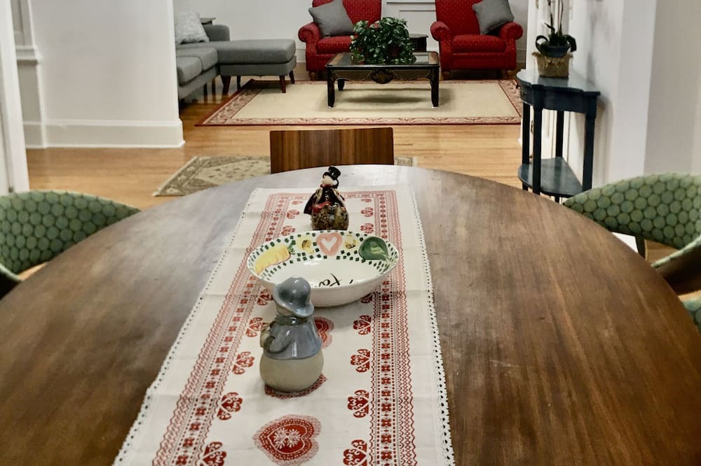 Photo of Others in Amenia