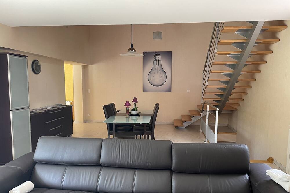 Photo of Livingroom in Gembrie
