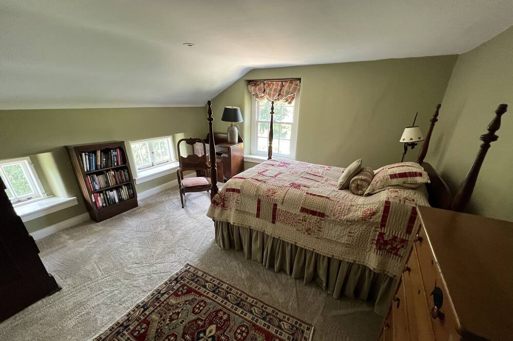 Photo of Bedroom in Blue Bell