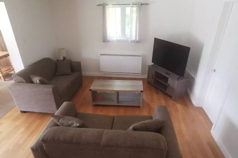 Photo of Livingroom in Notre-Dame-de-la-Merci