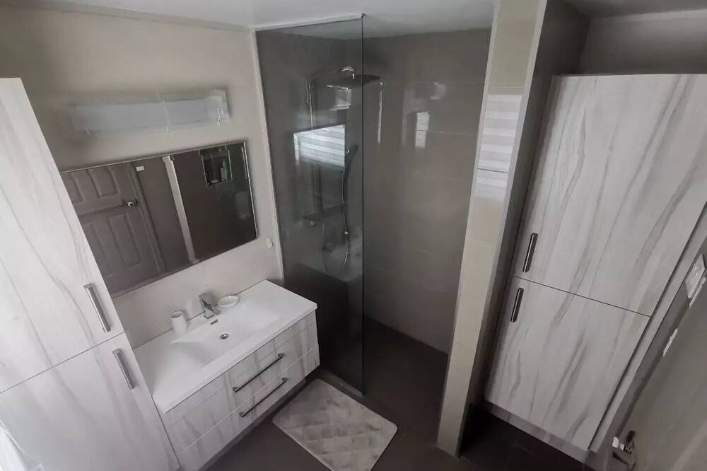 Photo of Bathroom in Notre-Dame-de-la-Merci