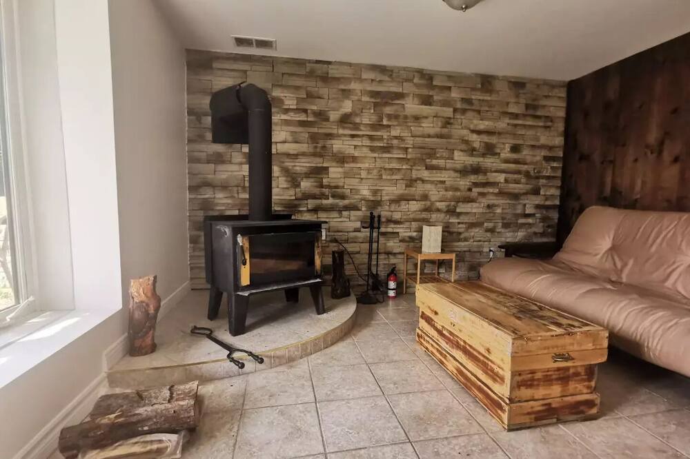 Photo of Livingroom in Notre-Dame-de-la-Merci