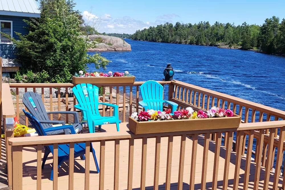 Photo of Outdoor in Byng Inlet