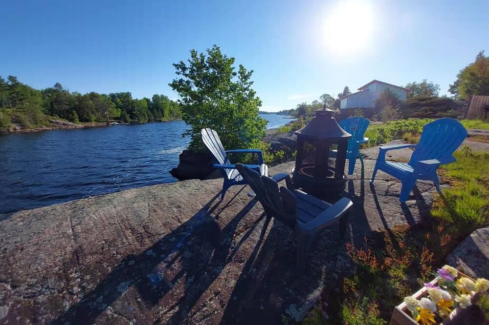 Photo of Outdoor in Byng Inlet