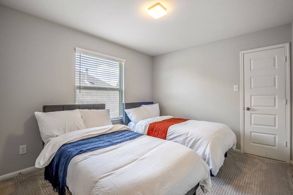 Photo of Bedroom in Pecan Grove