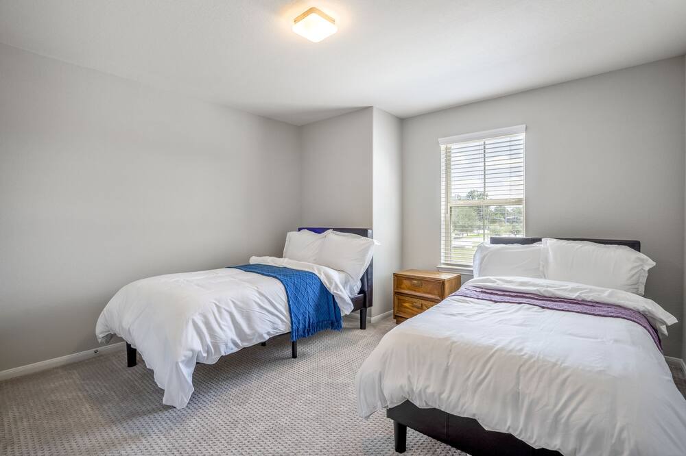 Photo of Bedroom in Pecan Grove
