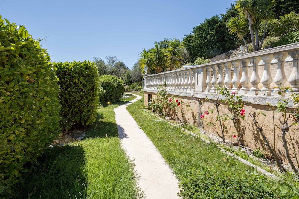 Photo of Outdoor in Montaleigne