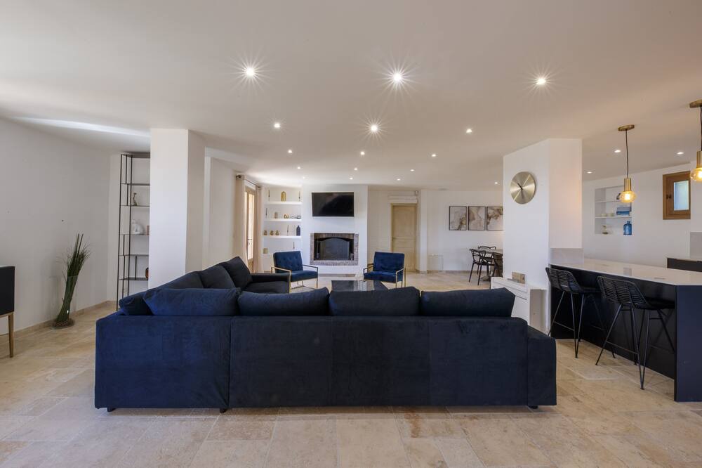 Photo of Livingroom in Montaleigne