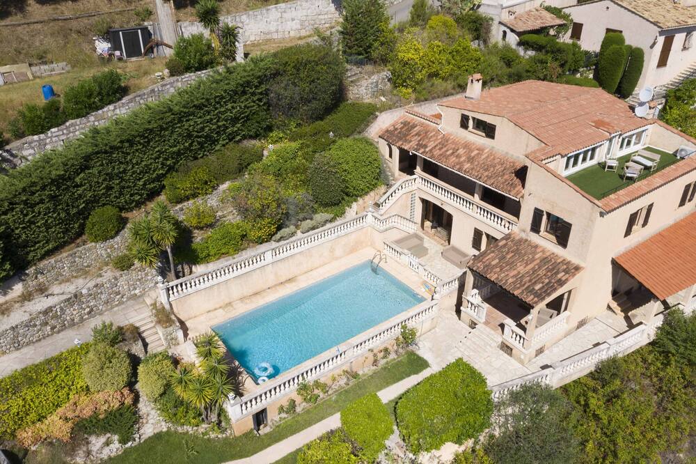 Photo of Outdoor in Montaleigne