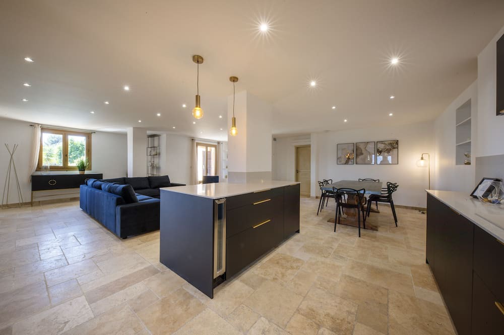 Photo of Livingroom in Montaleigne