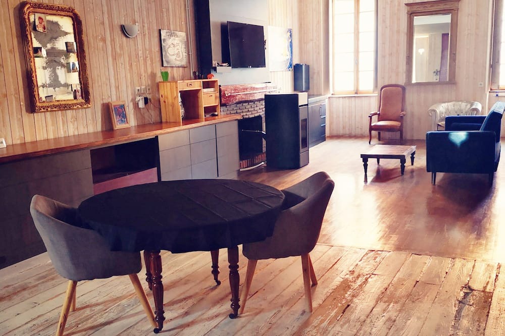 Photo of Others in Saulieu