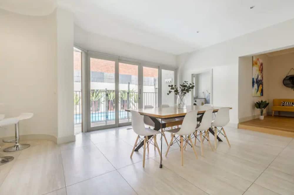 Photo of Others in Caulfield North