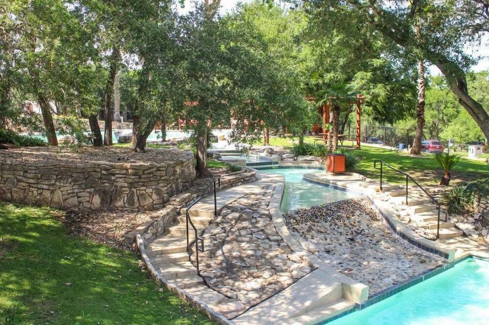 Photo of Outdoor in Barton Hills