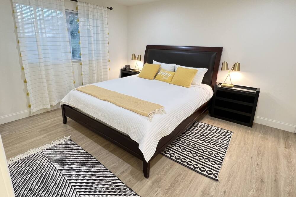 Photo of Bedroom in Sacramento