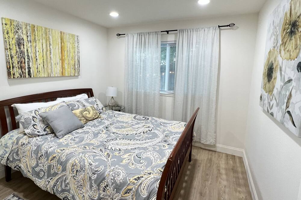 Photo of Bedroom in Sacramento